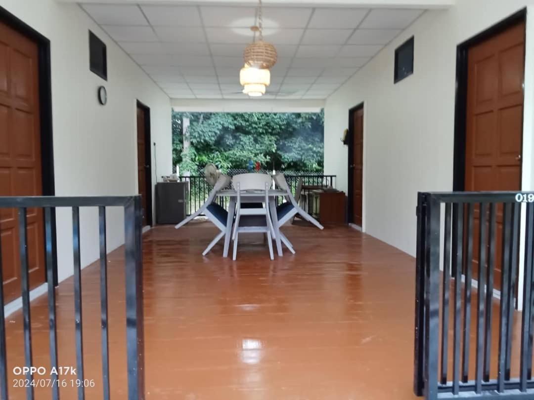 Appartement Bilik Umar à Gerik Extérieur photo