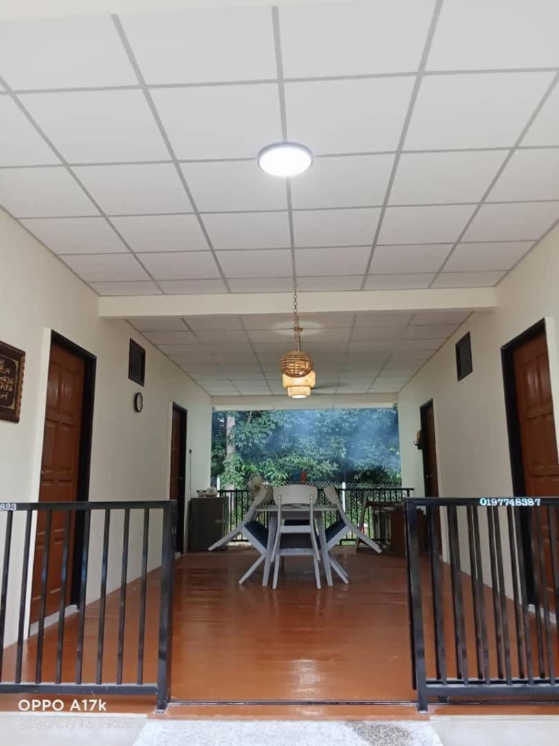 Appartement Bilik Umar à Gerik Extérieur photo